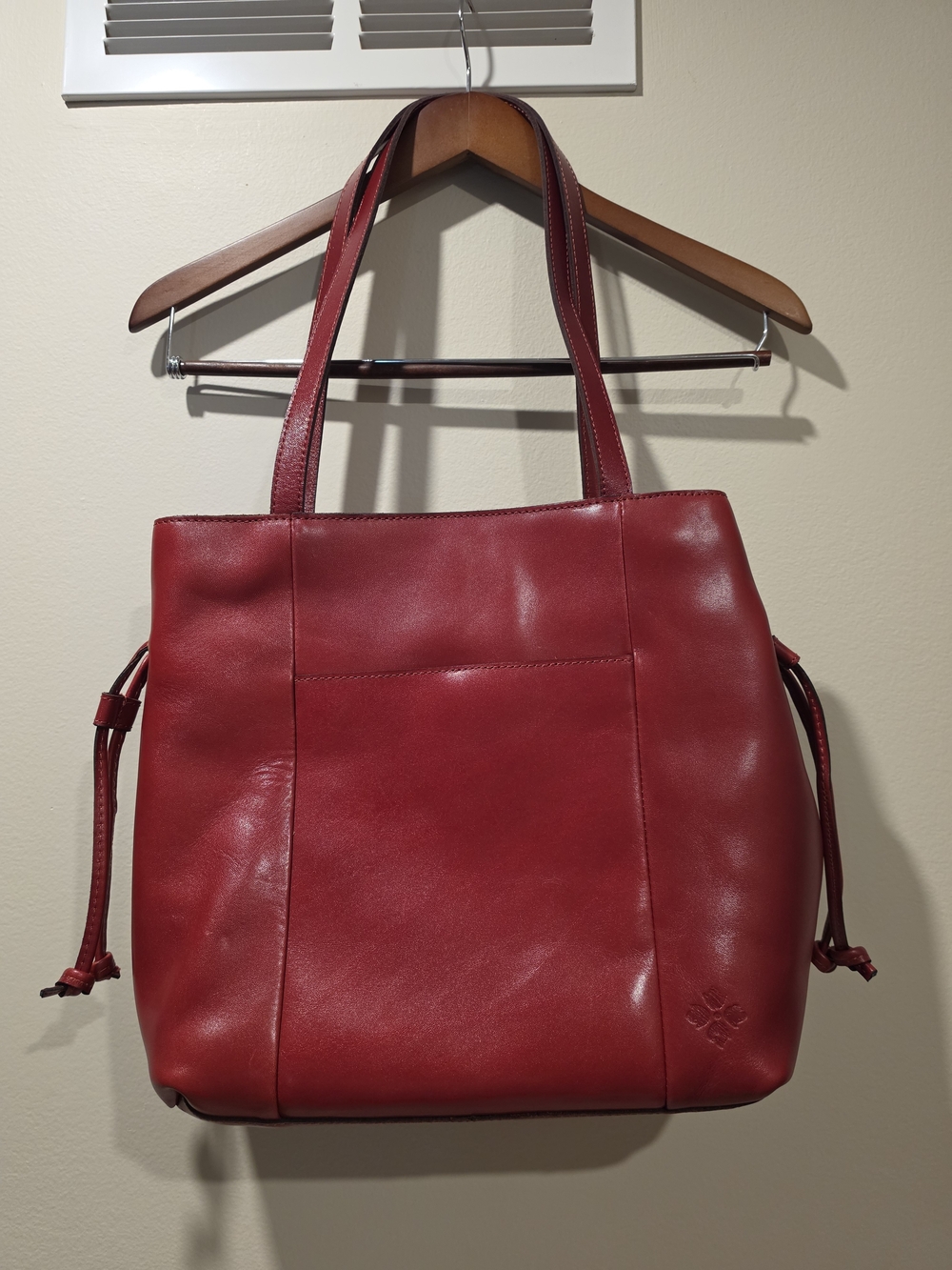 Patricia Nash Berry Red Leather Everton Tote Bag P970333 Beet - Picture 2 of 7